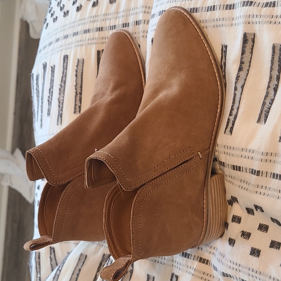 Dolce Vita Shoes - Dolce vita low cut boot